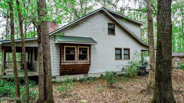 $415,000 | 283 South Fork Creek Road, Columbia, NC 27925
