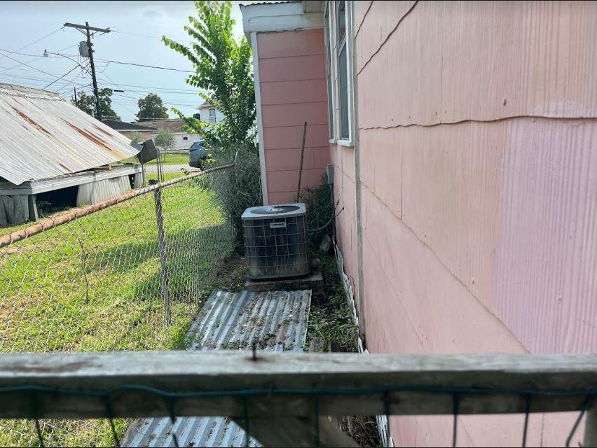 217 10th Street Bridge City, LA 70094 - Photo 4 of 5