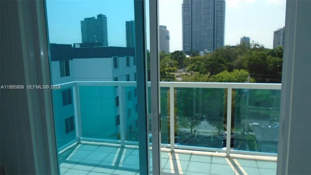 $3,200 | 1723 Southwest 2nd Avenue, Unit 608, Miami, FL 33129