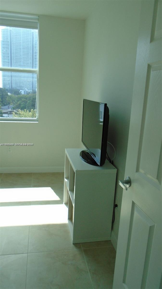 1723 Southwest 2nd Avenue, Unit 608 Miami, FL 33129 - Photo 6 of 14