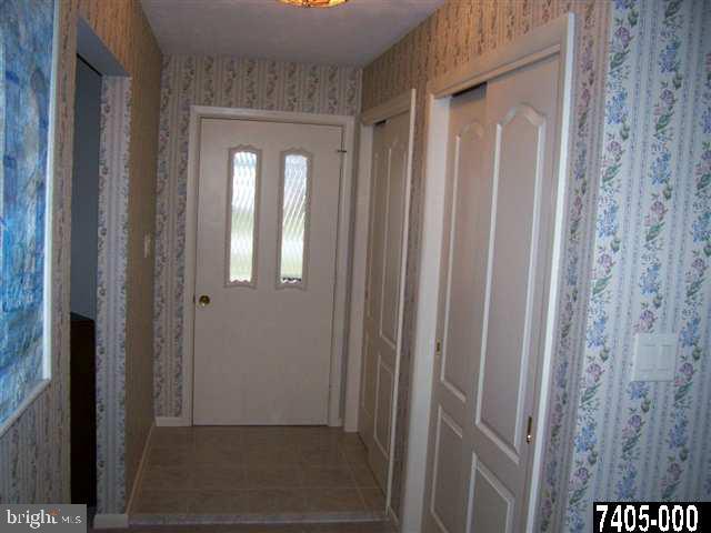 3411 Willow Road Dover, PA 17315 - Photo 8 of 16 Gallery Image 8