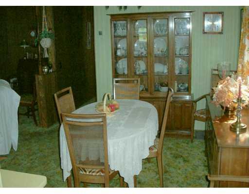 576 Creek Road Jackson Center, PA 16133 - Photo 6 of 7 Dining Room.