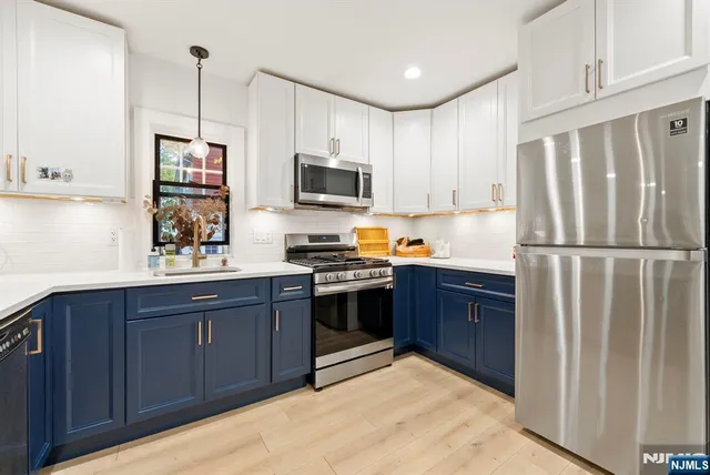 $910,000 | 11 West Gouverneur Avenue, Rutherford, NJ 07070