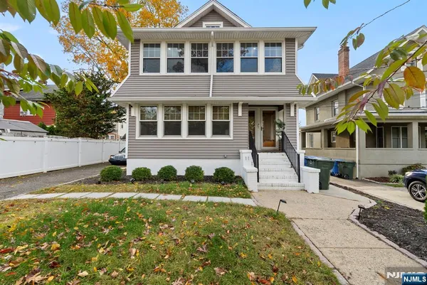 $960,000 | 11 West Gouverneur Avenue, Rutherford, NJ 07070