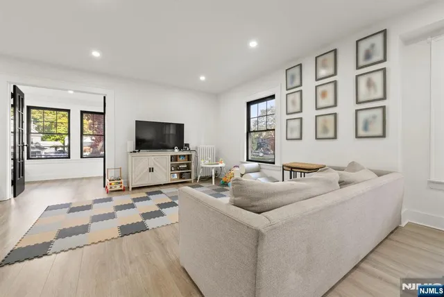 $910,000 | 11 West Gouverneur Avenue, Rutherford, NJ 07070