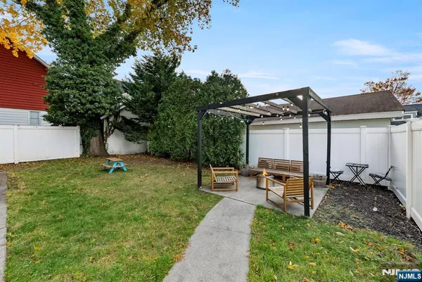 $960,000 | 11 West Gouverneur Avenue, Rutherford, NJ 07070