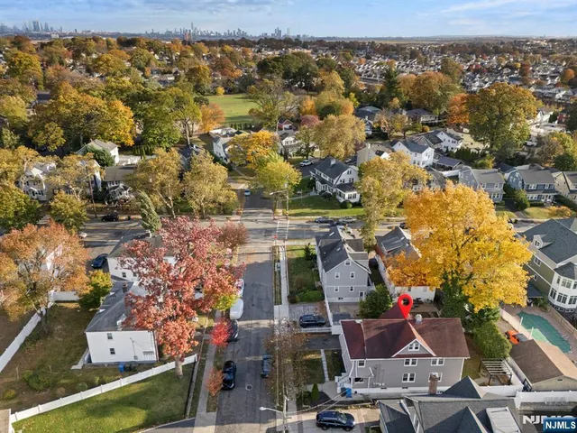 $910,000 | 11 West Gouverneur Avenue, Rutherford, NJ 07070