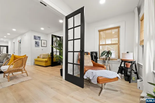 $910,000 | 11 West Gouverneur Avenue, Rutherford, NJ 07070