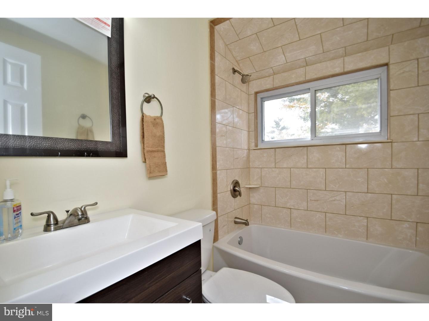 97 Indigo Road Levittown, PA 19057 - Photo 22 of 24 Bathroom
