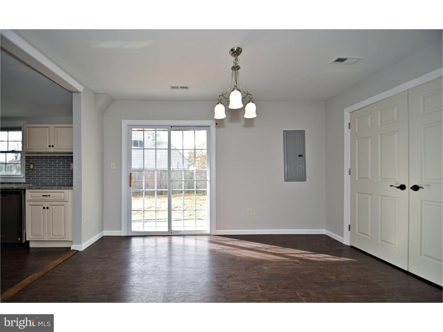 97 Indigo Road Levittown, PA 19057 - Photo 6 of 24 Dining Room