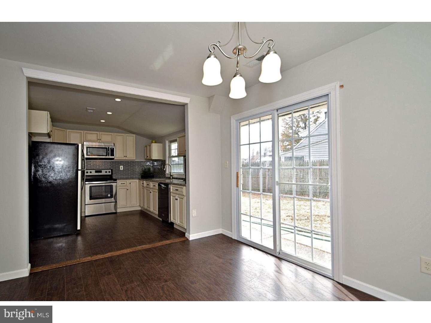 97 Indigo Road Levittown, PA 19057 - Photo 7 of 24 Dining Room
