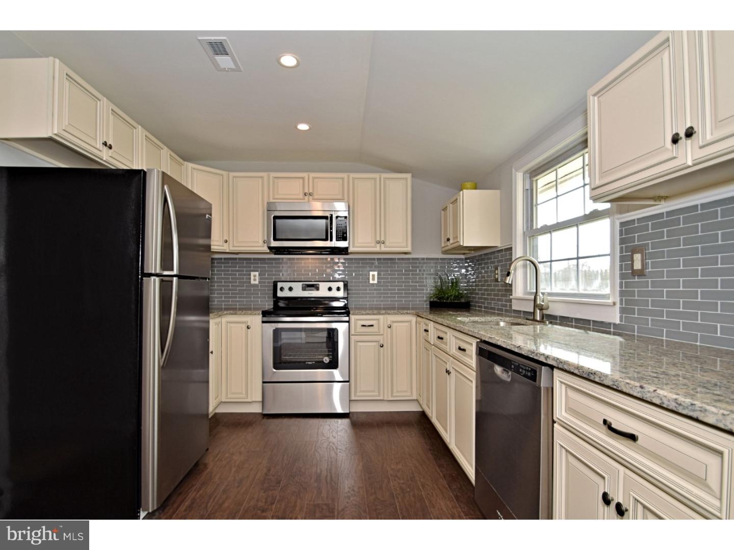 97 Indigo Road Levittown, PA 19057 - Photo 8 of 24 Kitchen