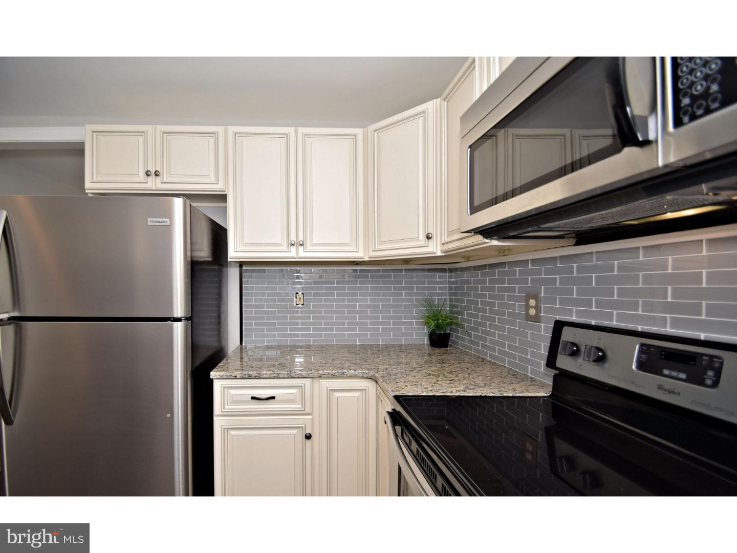 97 Indigo Road Levittown, PA 19057 - Photo 9 of 24 Kitchen