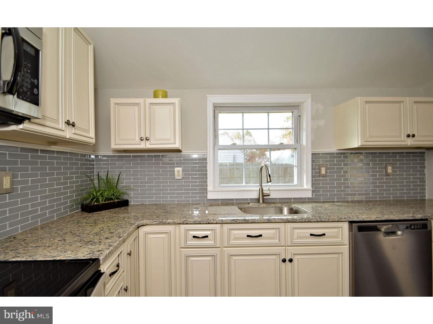 97 Indigo Road Levittown, PA 19057 - Photo 10 of 24 Kitchen