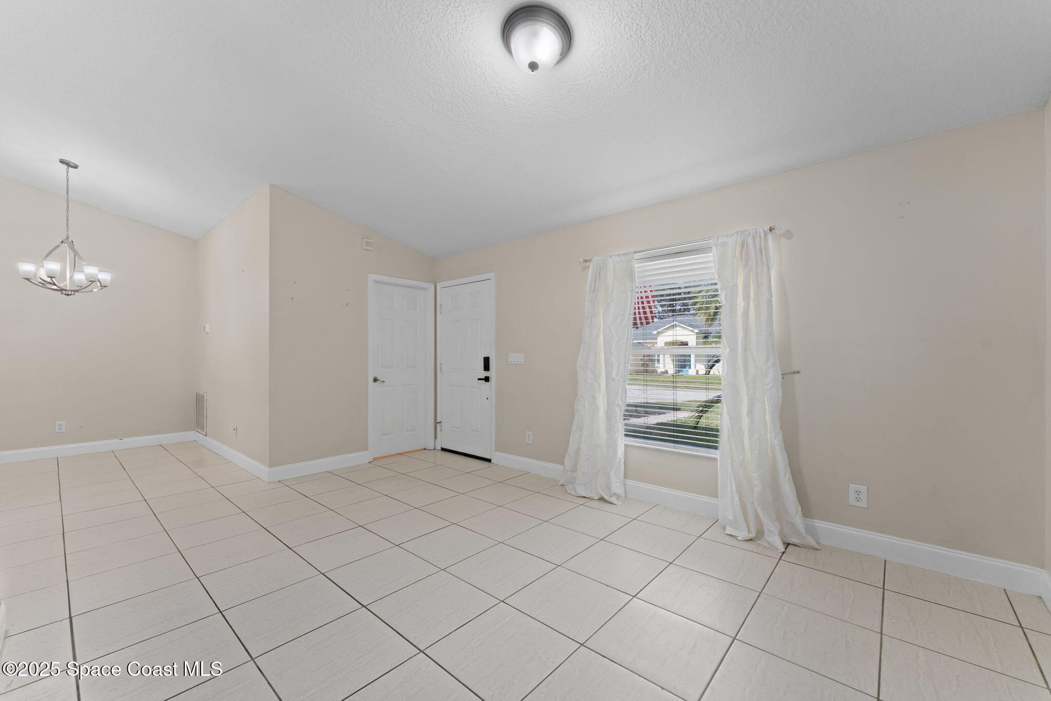 7635 Fringe Place Cocoa, FL 32927 - Photo 7 of 56 6-web-or-mls-DSC04333