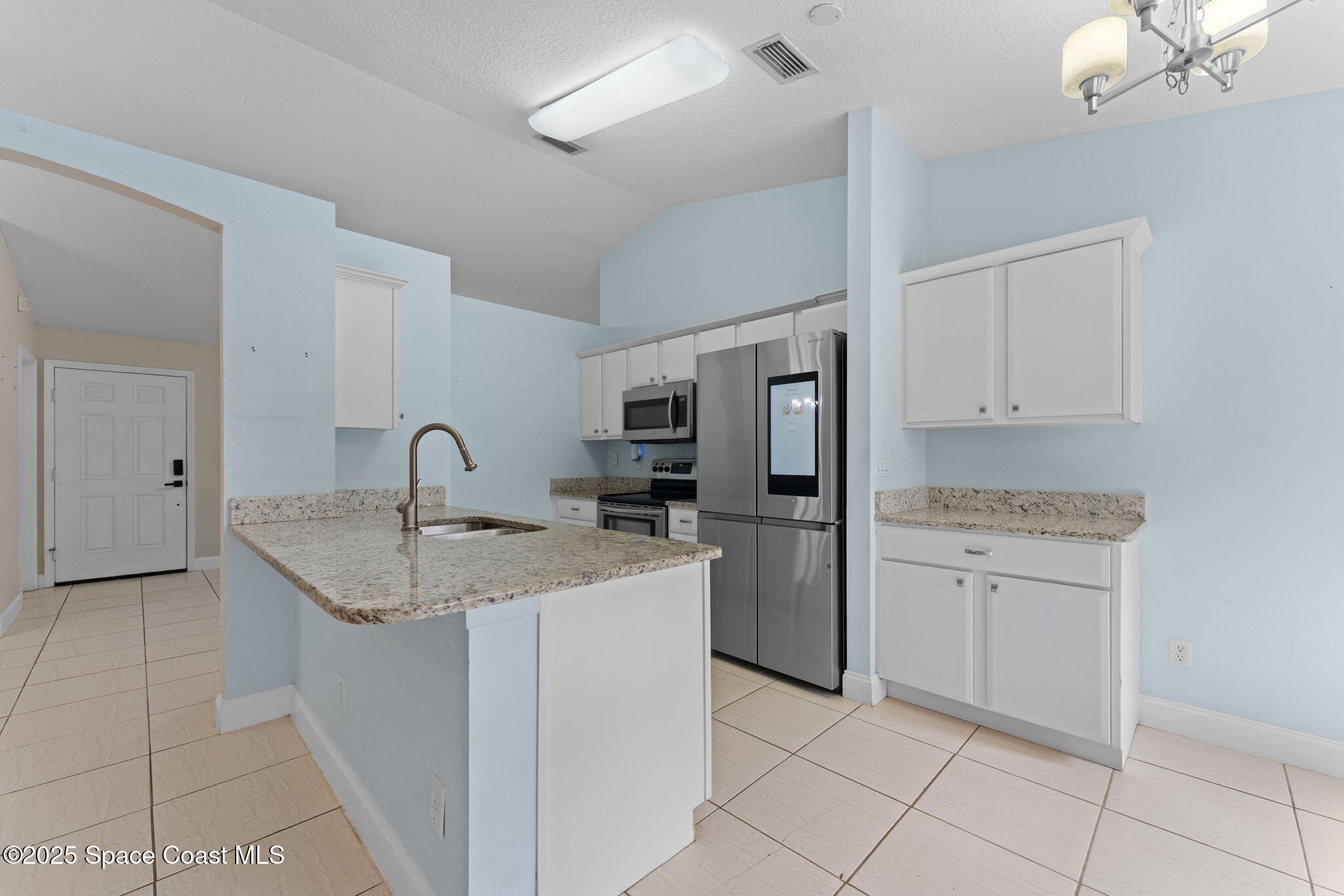 7635 Fringe Place Cocoa, FL 32927 - Photo 9 of 56 12-web-or-mls-DSC04363