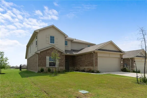 $2,400 | 213 Bremen Street, Georgetown, TX 78626