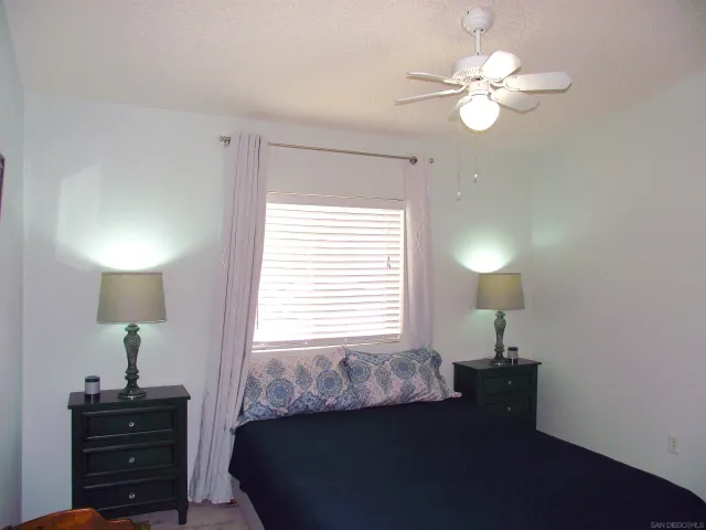 a view of a bench in a field
