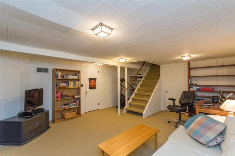 1006 Avon Road Ann Arbor, MI 48104 - Photo 29 of 33 Photo 29