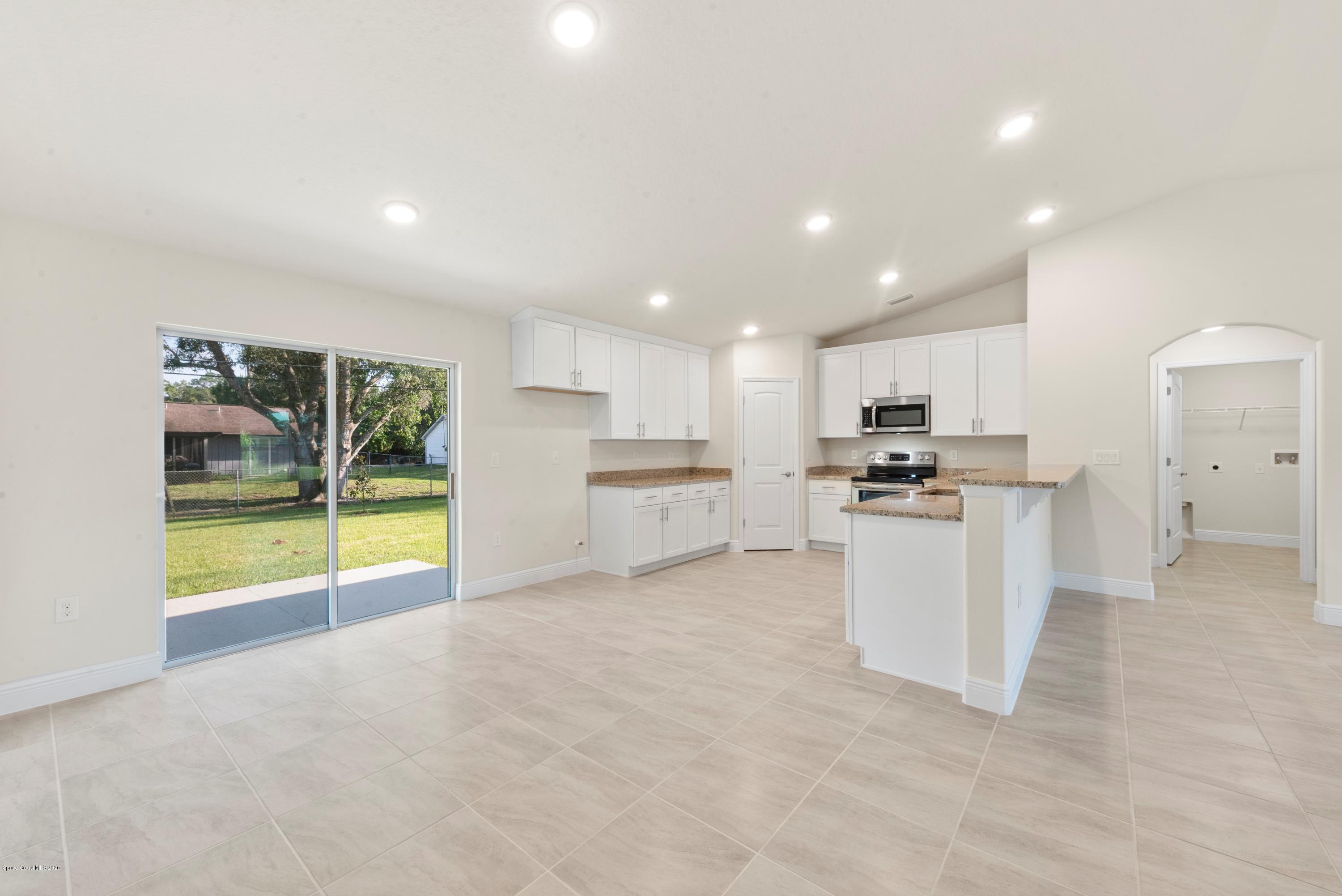 1475 Wakefield Road Southeast Palm Bay, FL 32909 - Photo 21 of 52 Sample