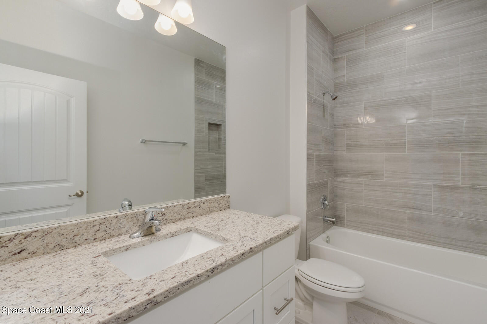 1475 Wakefield Road Southeast Palm Bay, FL 32909 - Photo 37 of 52 10_1475Wakefield203_mls
