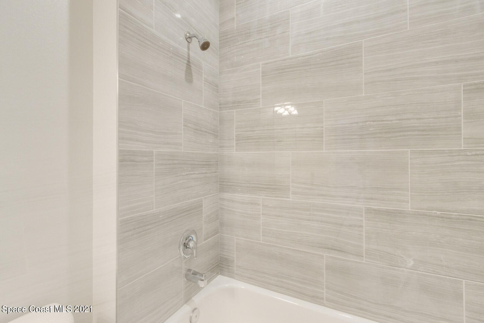 1475 Wakefield Road Southeast Palm Bay, FL 32909 - Photo 38 of 52 11_1475Wakefield204_mls