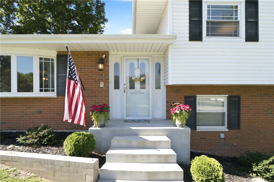 683 Kinsey Road Xenia, OH 45385 - Photo 5 of 49 Gallery Image 5