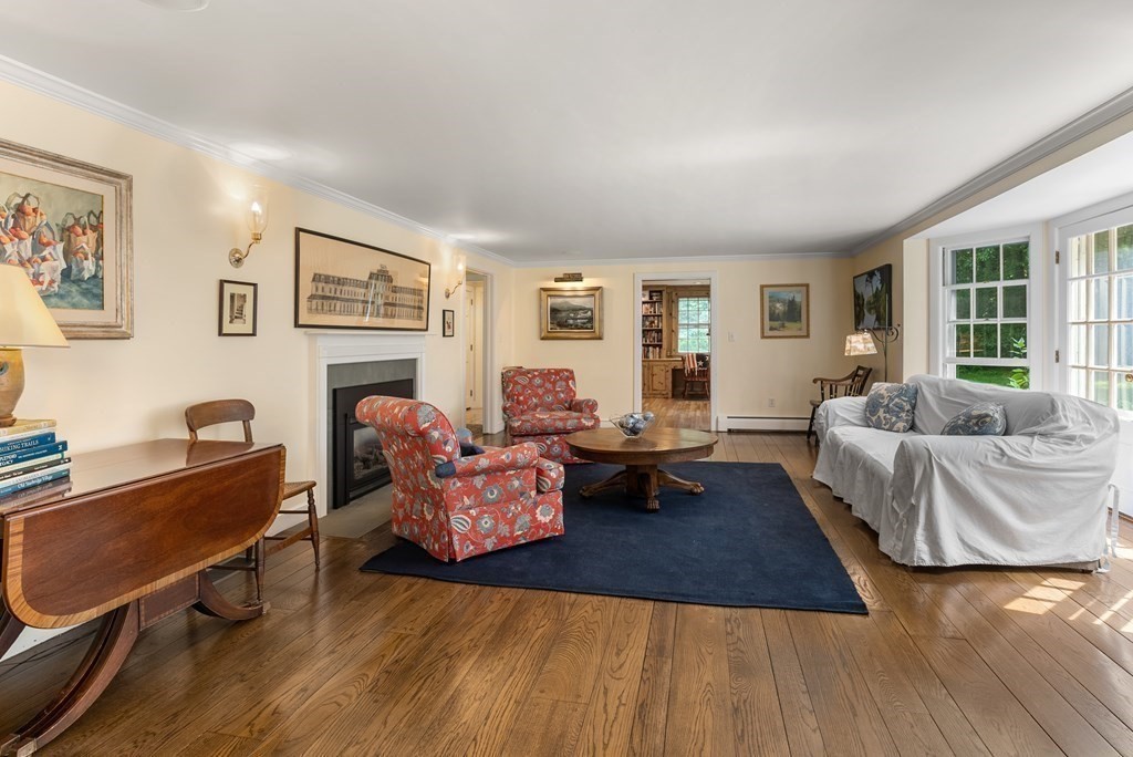 49 Round Hill Road Lincoln, MA 01773 - Photo 11 of 39 Gallery Image 11