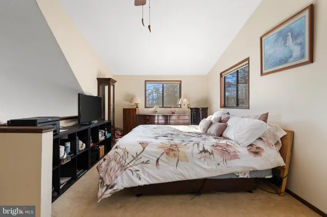 $289,900 | 277 Endless Summer Road, Hedgesville, WV 25427