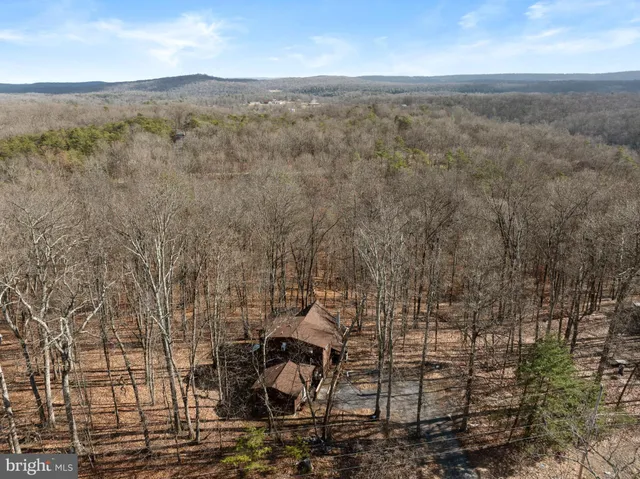 $289,900 | 277 Endless Summer Road, Hedgesville, WV 25427