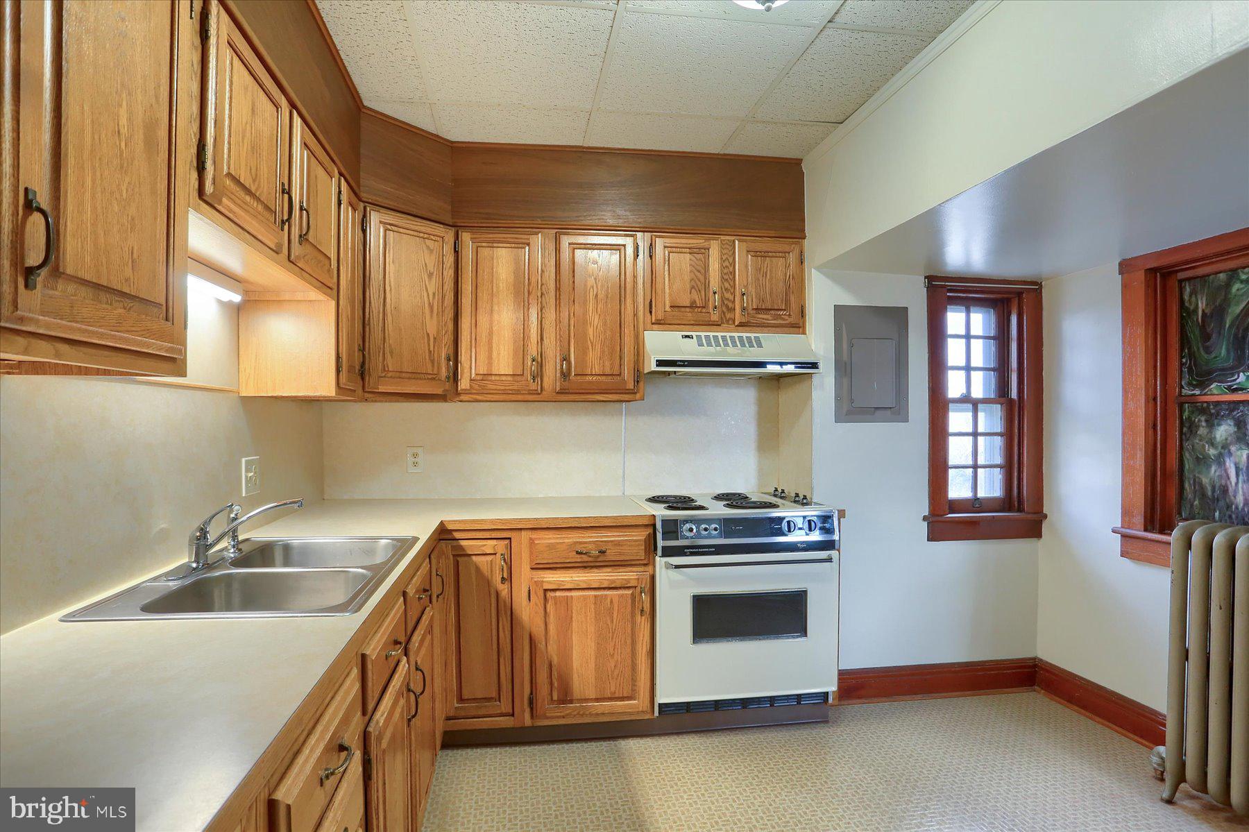 50 East Maple Street, Unit 3 Palmyra, PA 17078 - Photo 7 of 18 Kitchen