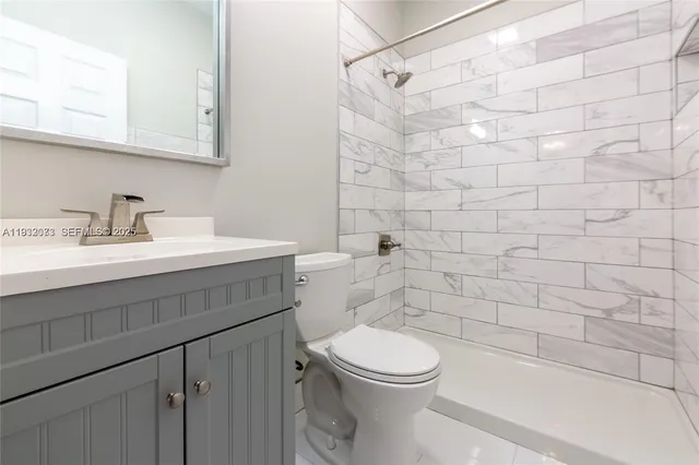 $2,650 | 6990 Northwest 179th Street, Unit 2012, Hialeah, FL 33015