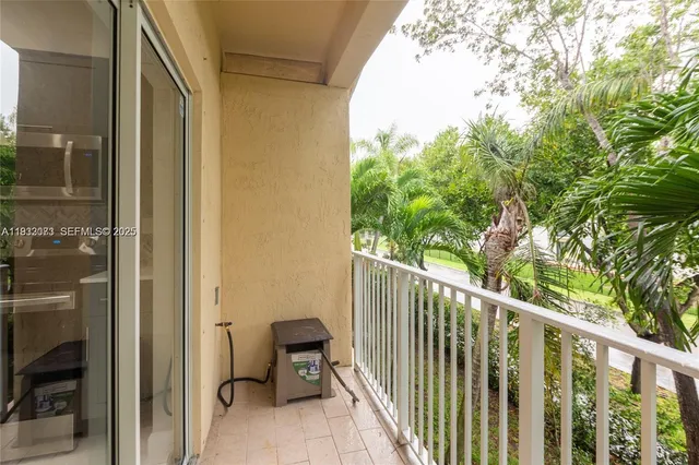 $2,650 | 6990 Northwest 179th Street, Unit 2012, Hialeah, FL 33015