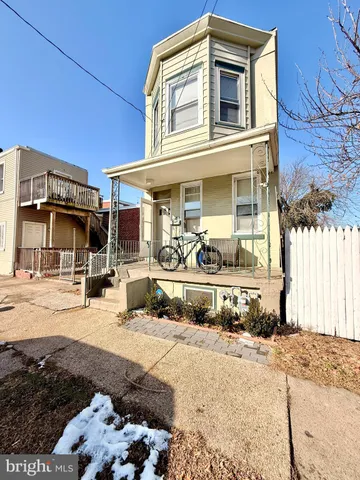 $270,000 | 139 South Sussex Street, Gloucester City, NJ 08030