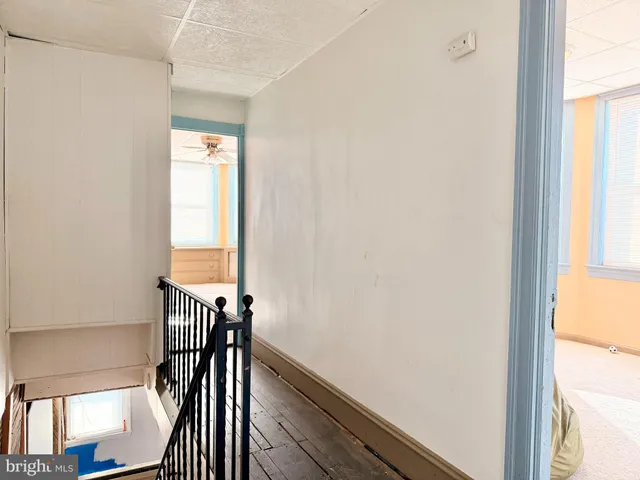 $270,000 | 139 South Sussex Street, Gloucester City, NJ 08030