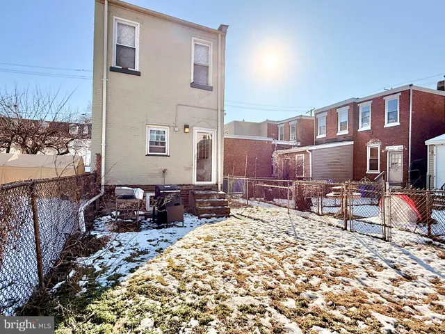 $270,000 | 139 South Sussex Street, Gloucester City, NJ 08030