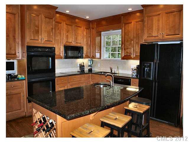 4133 Beresford Road Charlotte, NC 28211 - Photo 5 of 16 Gallery Image 5