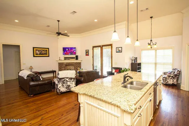 $2,800 | 301 Toulon Street, Brandon, MS 39042