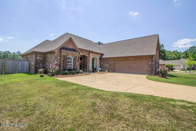 $2,800 | 301 Toulon Street, Brandon, MS 39042