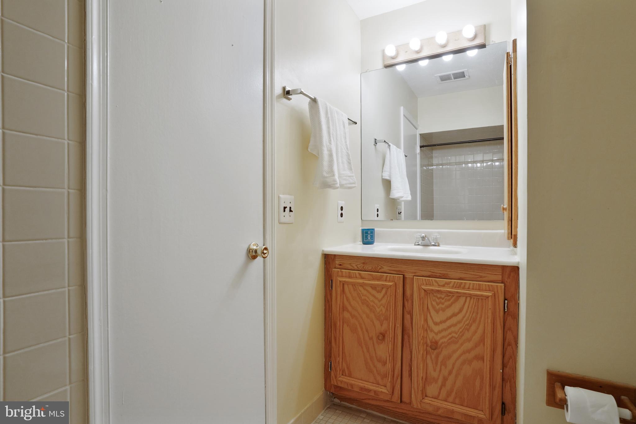 20 Allison Road East Windsor, NJ 08520 - Photo 31 of 36 Second Bathroom