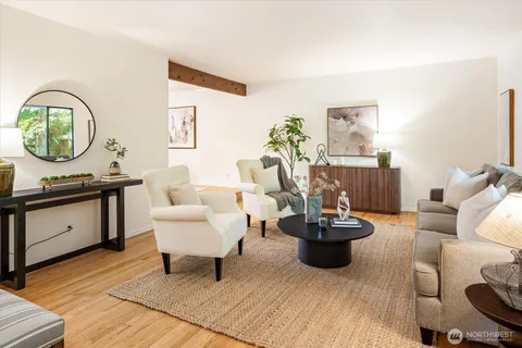 $998,000 | 20106 96th Avenue Northeast, Bothell, WA 98011