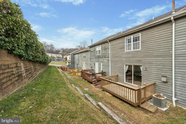 $319,000 | 242 Moria Place, Unit 242, Aston, PA 19014
