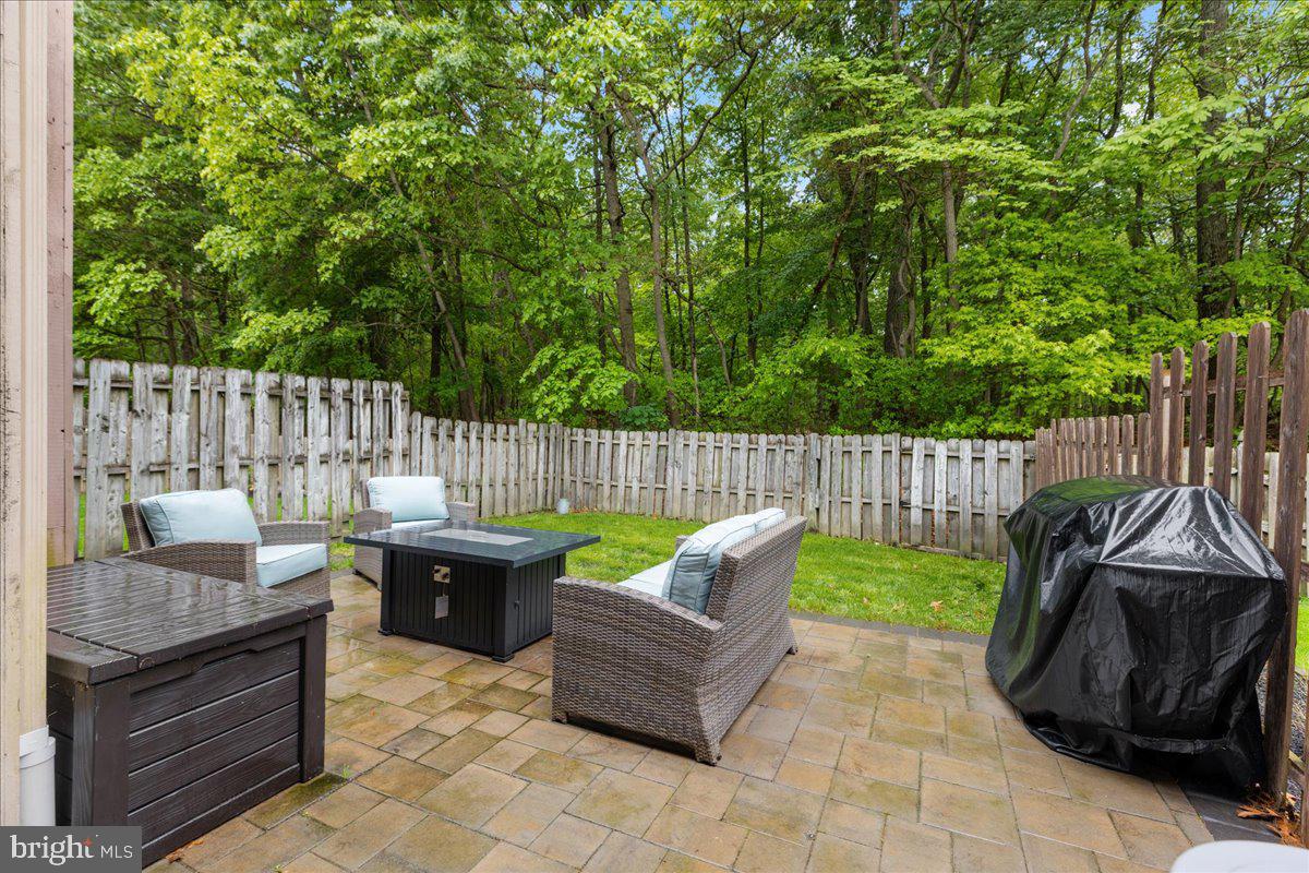 52 Kettlebrook Drive Mount Laurel, NJ 08054 - Photo 22 of 28 Full Privacy-fenced yard & backs to woods