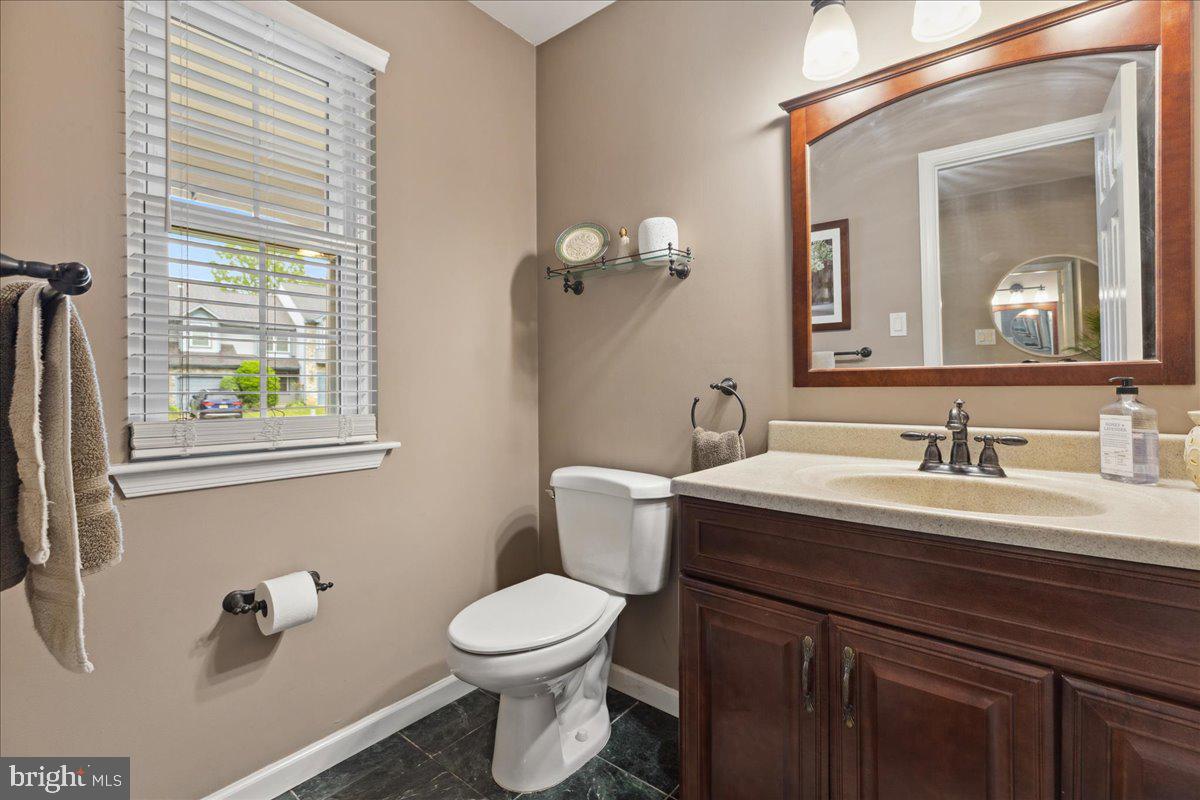 52 Kettlebrook Drive Mount Laurel, NJ 08054 - Photo 5 of 28 Main Floor 1/2 Bath