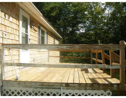 1069 Genthner Road Waldoboro, ME 04572 - Photo 1 of 12 Exterior Front.