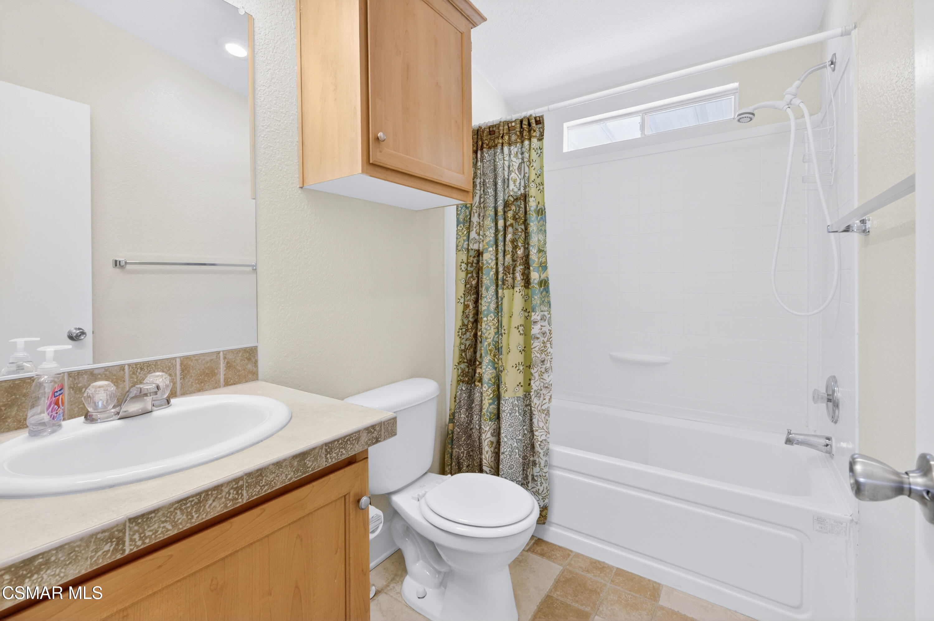 195 Tierra Rejada Road, Unit 60 Simi Valley, CA 93065 - Photo 12 of 25 _DSC0344