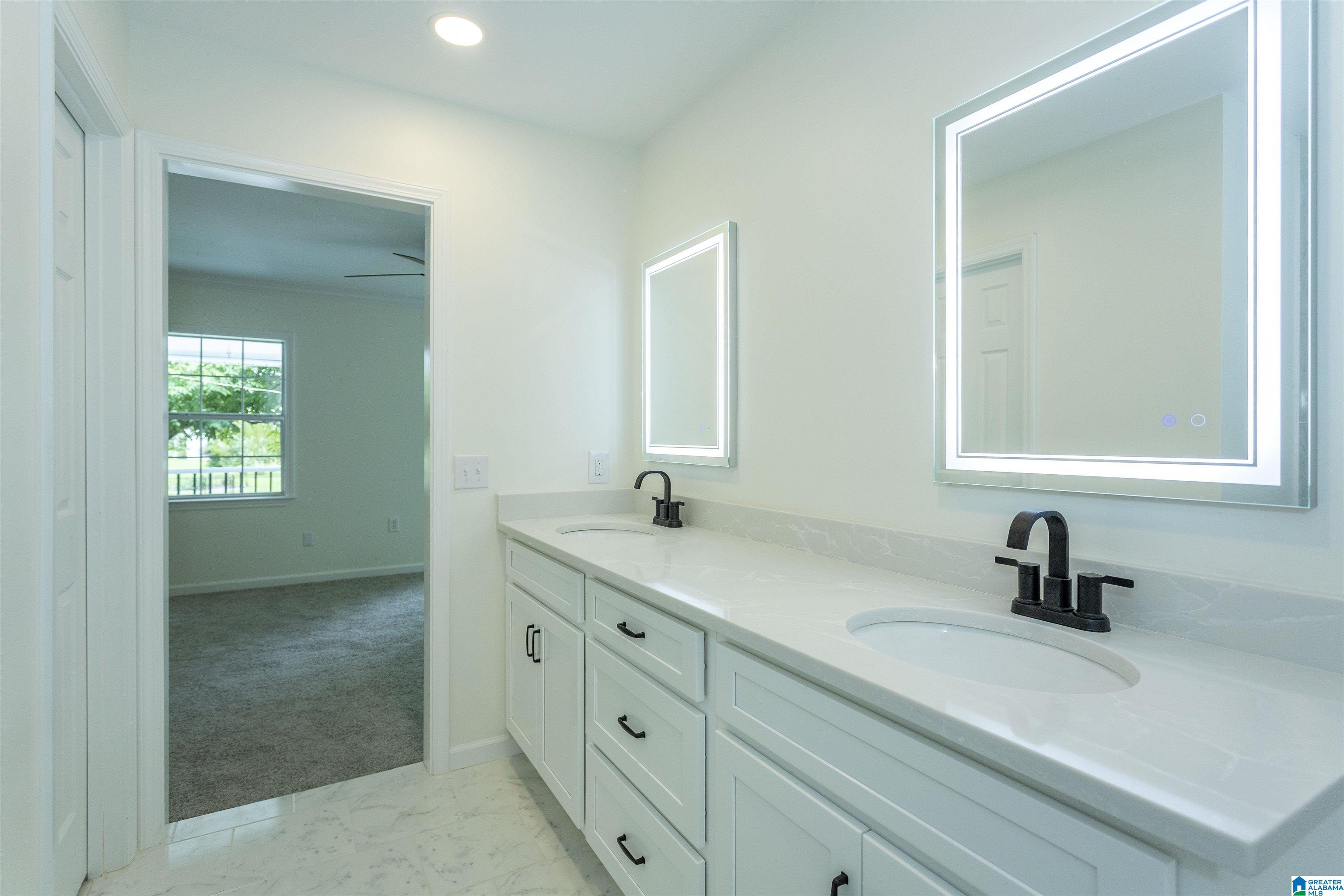 199 Sycamore Lane Alabaster, AL 35007 - Photo 21 of 52