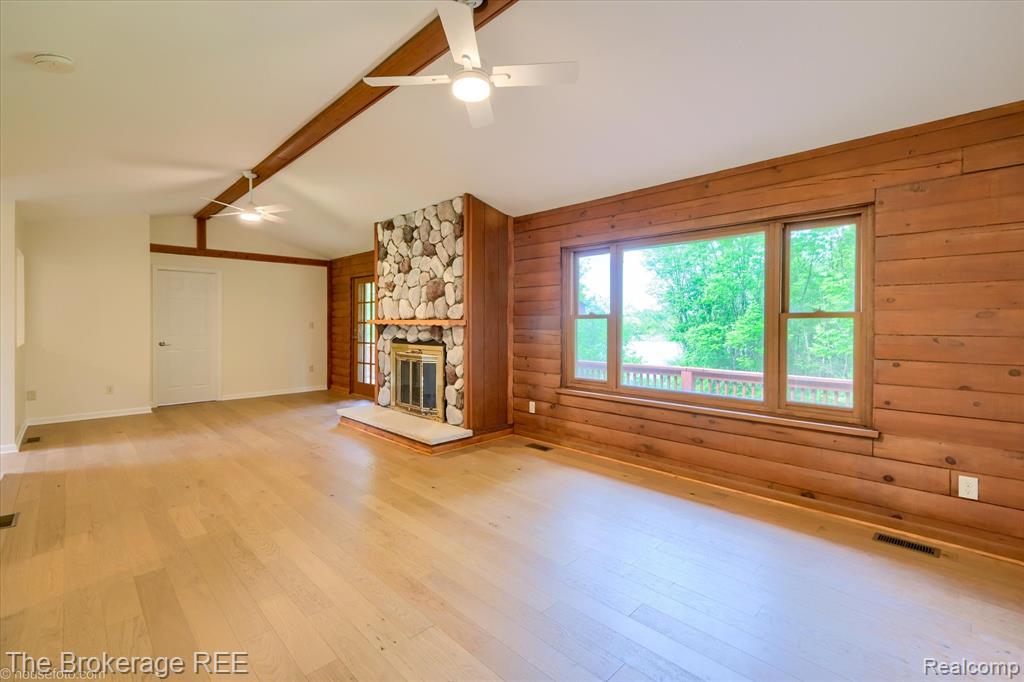 1077 Hadley Road Lapeer, MI 48446 - Photo 7 of 61