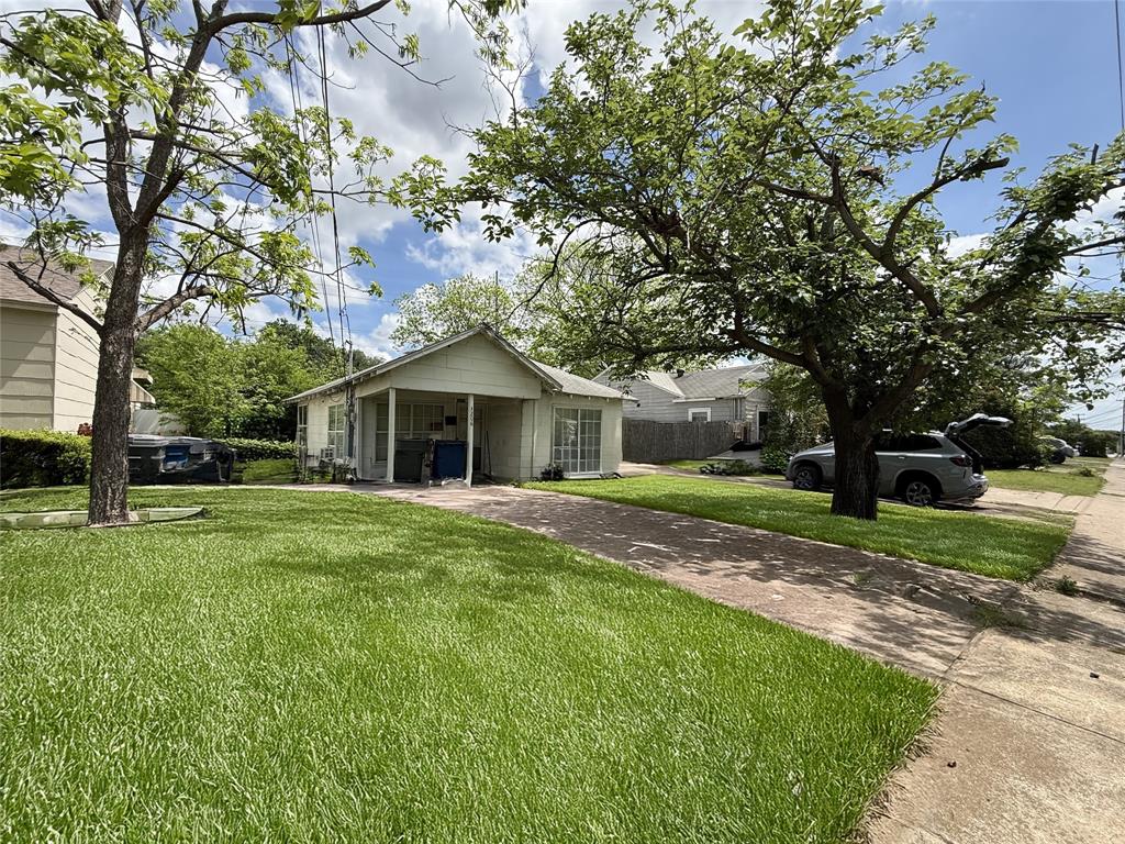 3206 North Jim Miller Road Dallas, TX 75227 - Photo 2 of 7