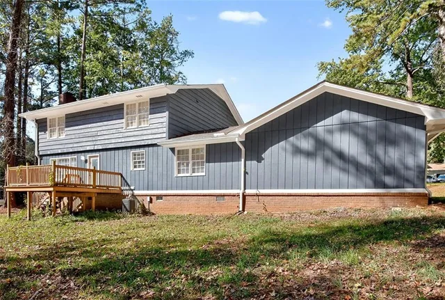 $335,000 | 1690 Briarbend Court, Stone Mountain, GA 30088